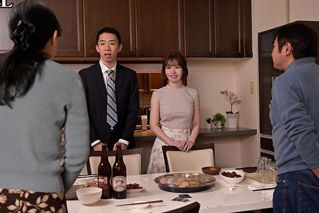 【謎美女同居生活】見知らぬ巨乳美女が突然居座り優しく誘惑！夢のような繋がりから消えた影の禁断ミステリー♡